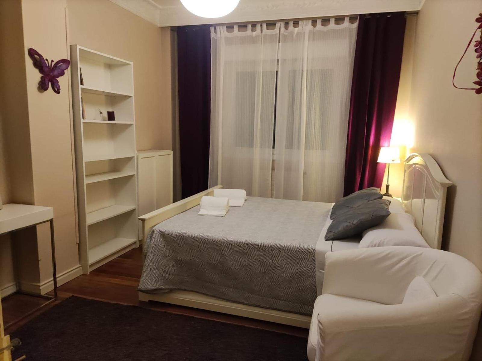Habitacion En Vivienda Gran Via Bilbao Oda fotoğraf
